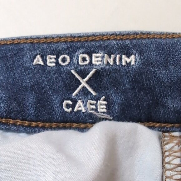 AEO Distressed Jegging Crop Denim Cafe Jeans Destroyed Ripped Super Stretch - Picture 12 of 14